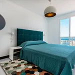 Luxury Holiday Apartment In Puerto Banus Marina With Sea Views
