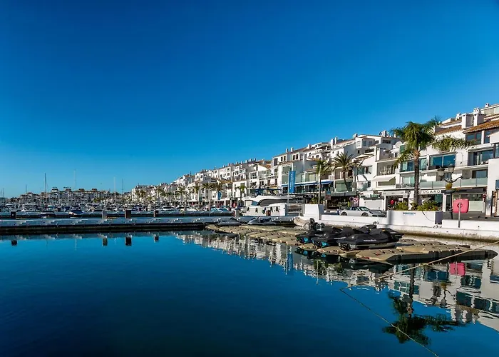 Luxury Holiday Apartment In Puerto Banus Marina With Sea Views