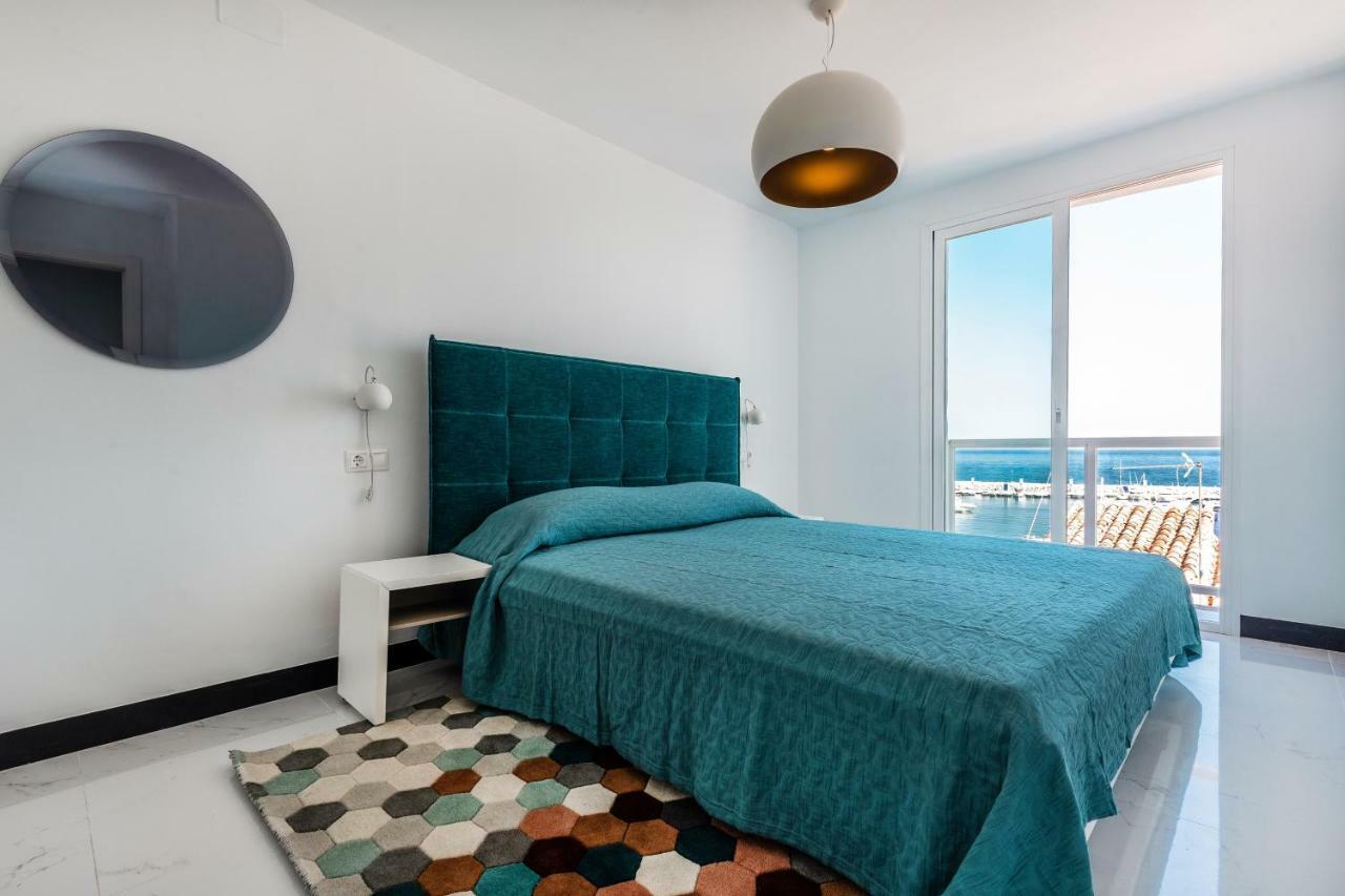 Luxury Holiday In Puerto Banus Marina With Sea Views